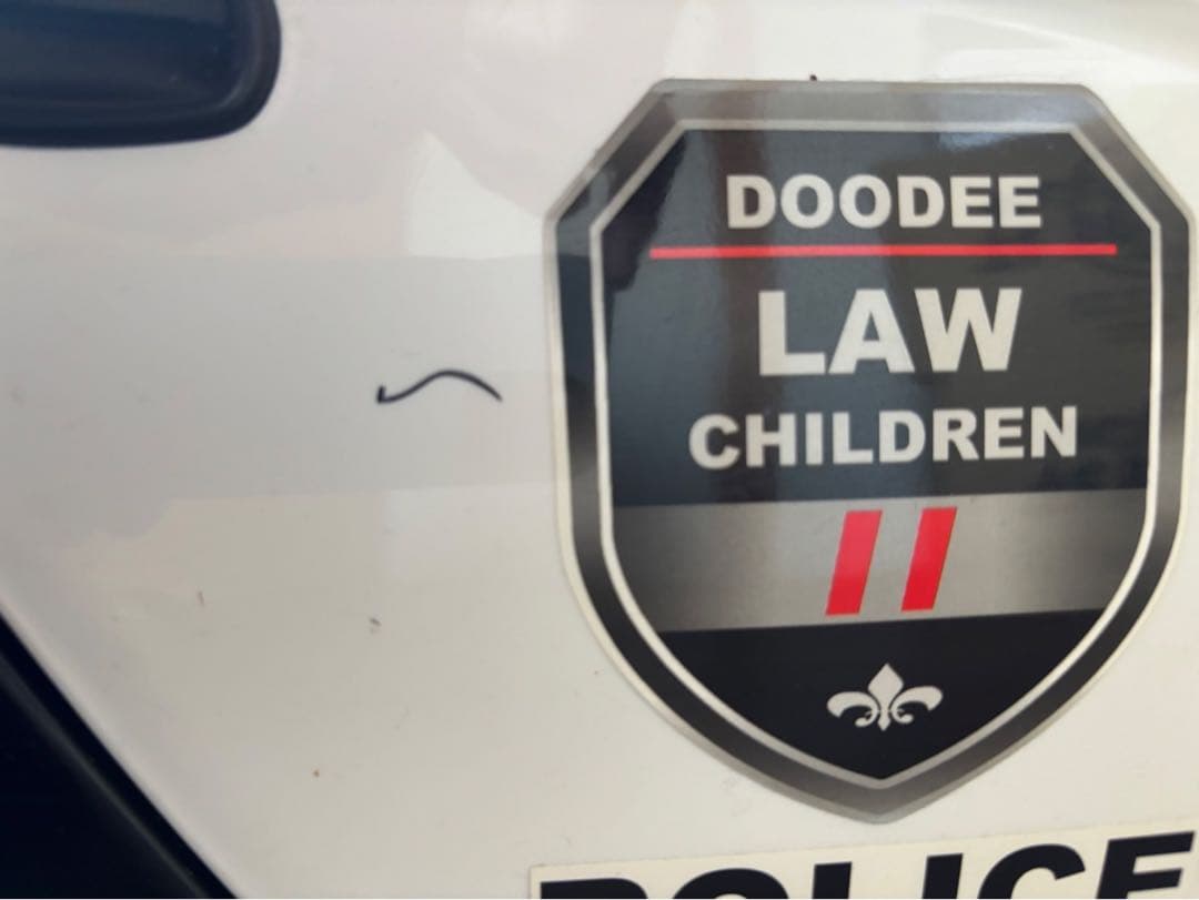 子供用ポリスカー 黒/白