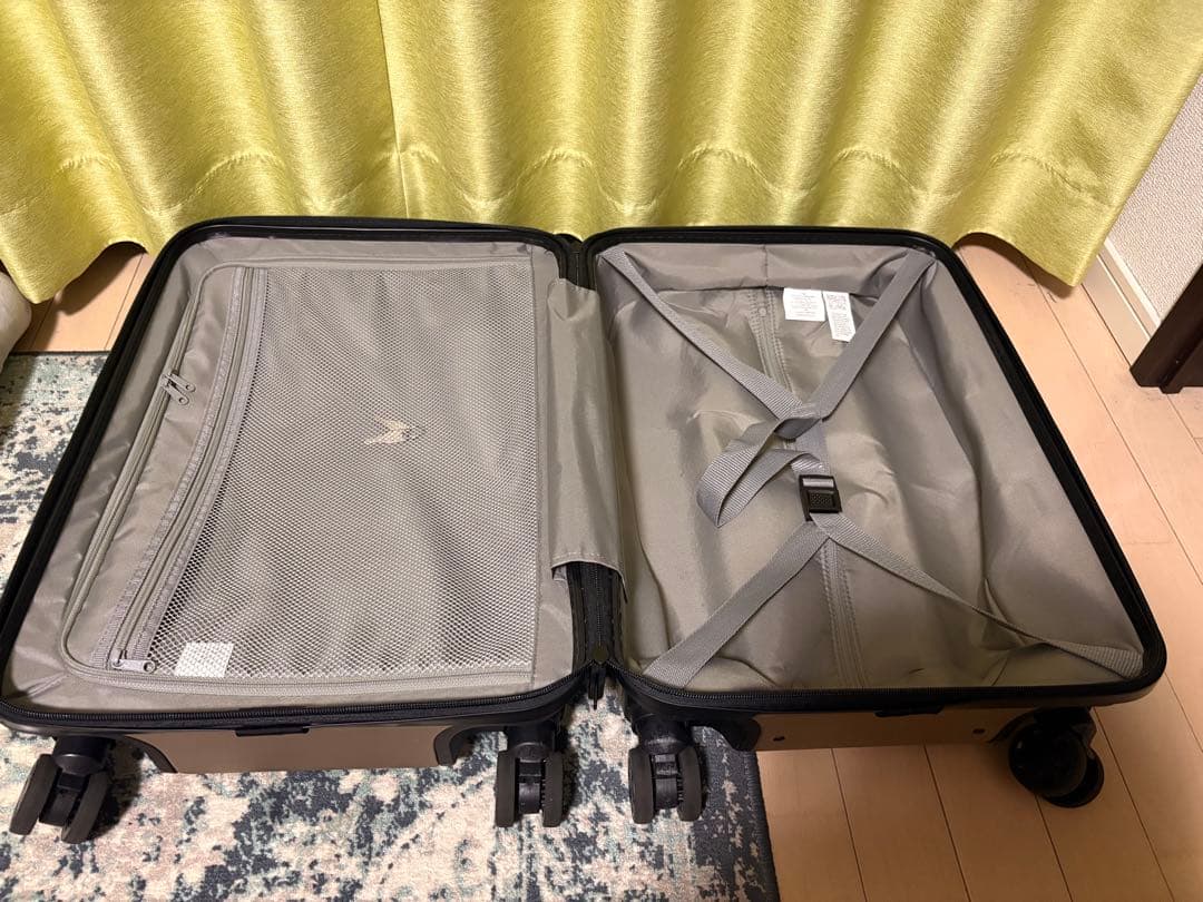 無印良品　キャリーケース　ベージュ　35L