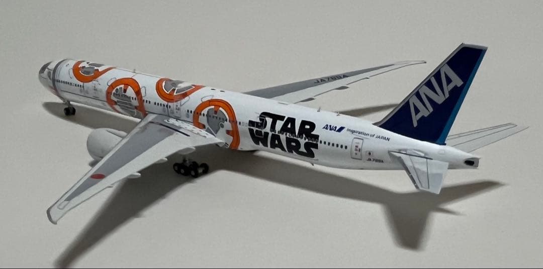 航空機・ヘリコプター ANA B777-300 StarWras