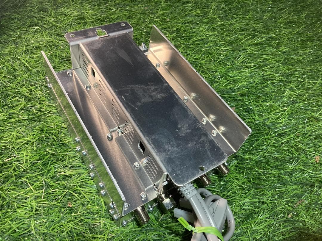 4K8K対応！超高性能！UHFアンテナ対応！CABC-K35W　テレビブースター