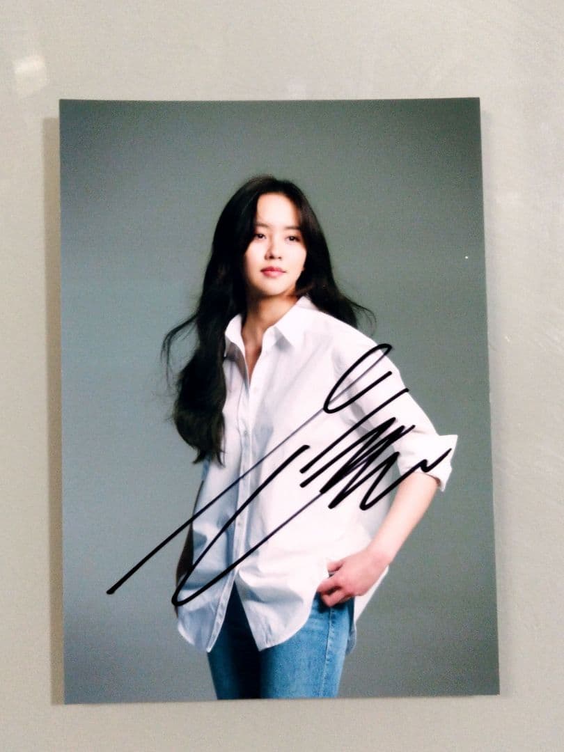キム・ソヒョン直筆サイン入り2Lサイズ写真…Kim So-hyun