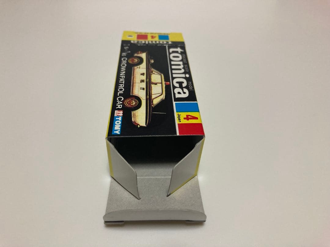 トミカ　日本製　クラウン　パトロールカー　1Aホイール　赤色灯Bタイプ　シール付
