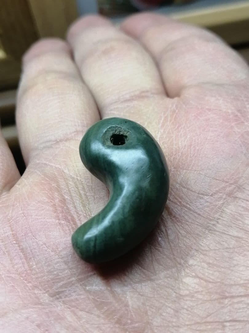 ★超貴重　古墳期『出雲石勾玉』出土品。本物。本物の古代勾玉です。