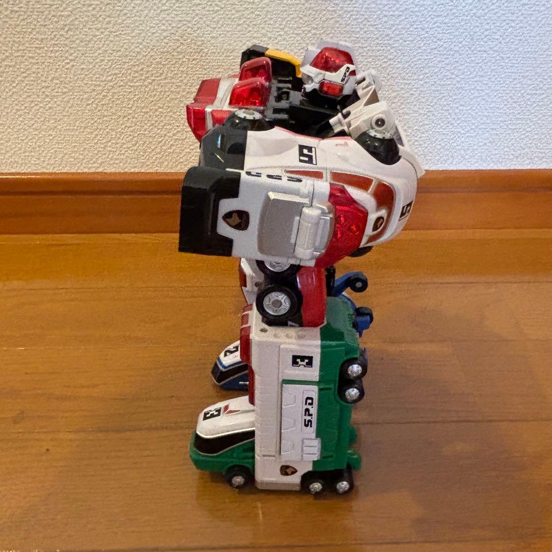 入手困難❗️❗️特撮戦隊デカレンジャー DX デカベースロボセット