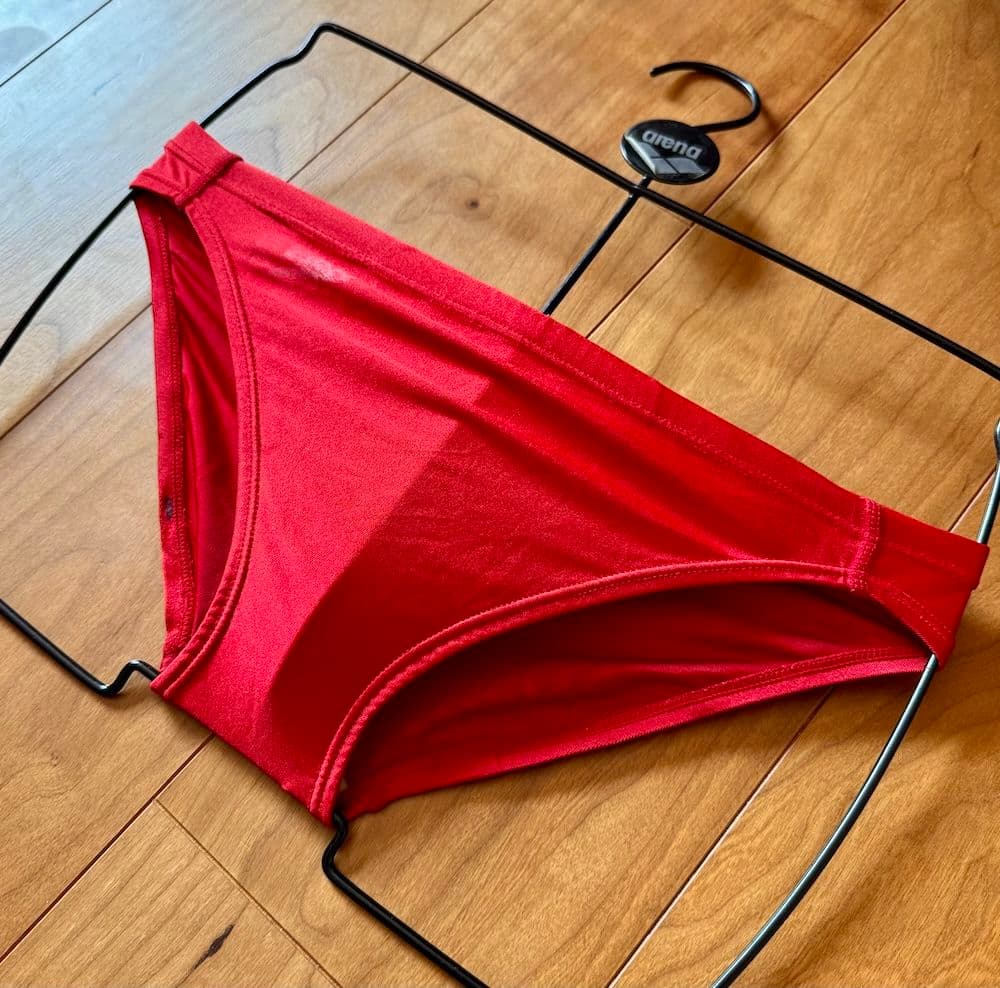 【レア】SPEEDO　ライフセーバー使用品　レッド　Mサイズ　競パン　光沢