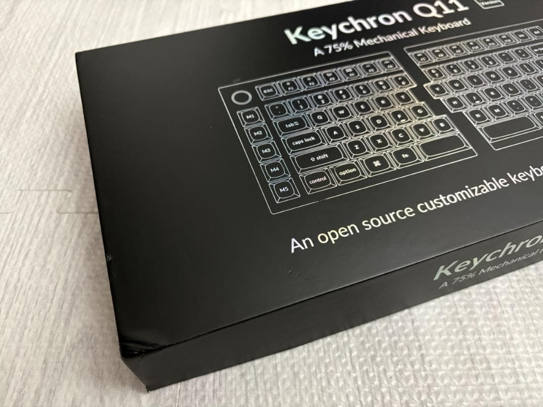 Keychron Q11 QMK カスタムメカニカルキーボード（US配列）