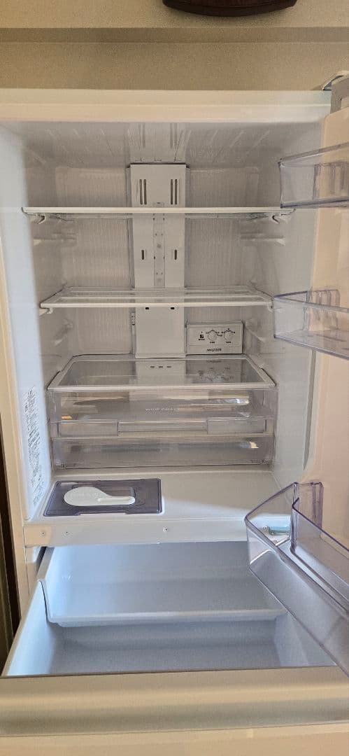 美品　三菱　冷凍冷蔵庫　MR-C33G-W　3ドア