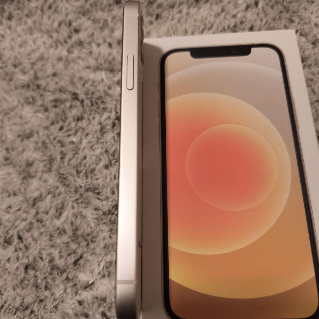 美品 Apple iPhone 12 本体SIMフリー 83%