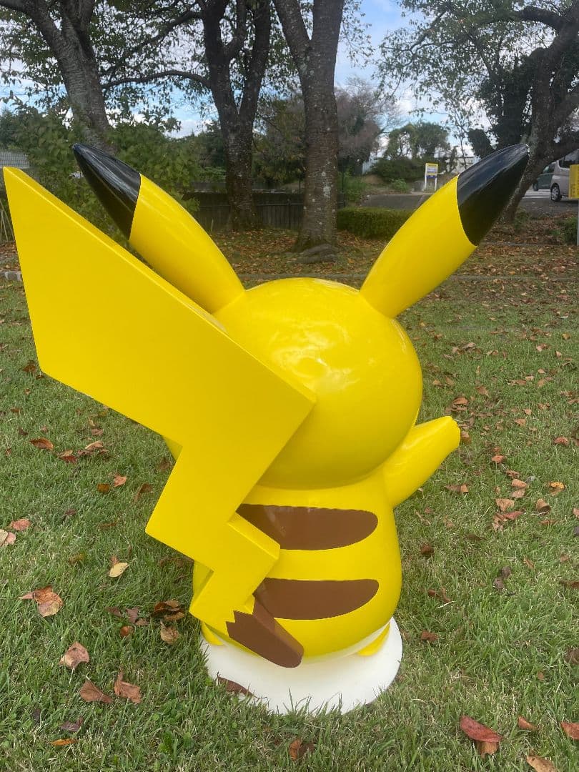 ピカチュウ フィギュア