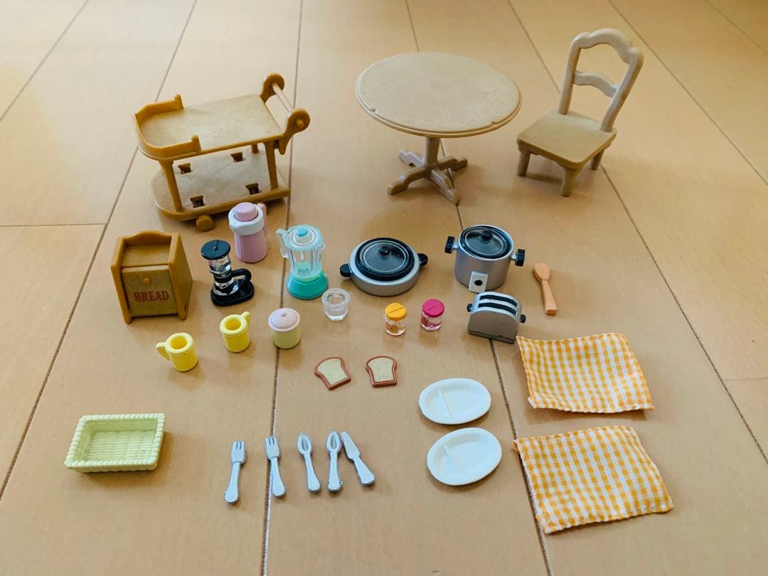 シルバニアファミリー　あかりの灯る大きなお家と家具セット