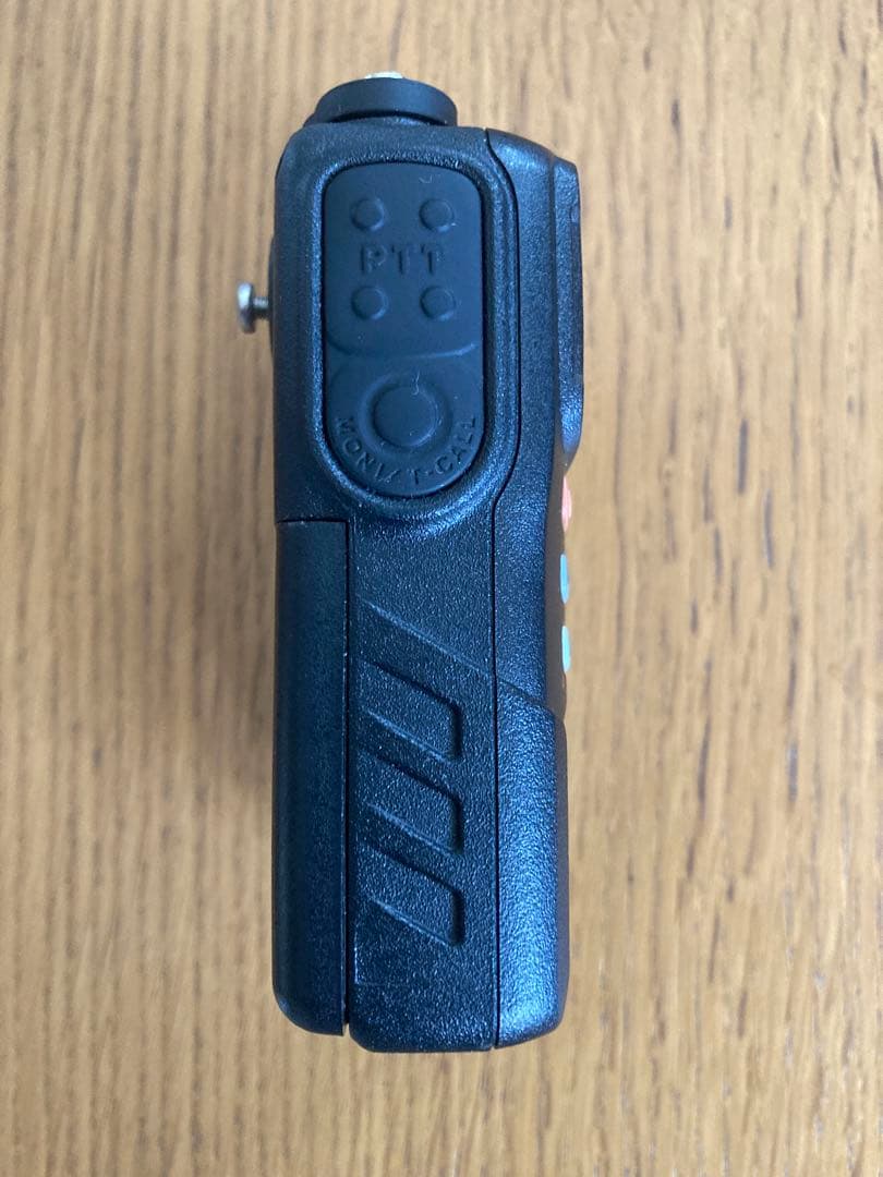 STANDARD VX-6 トランシーバー