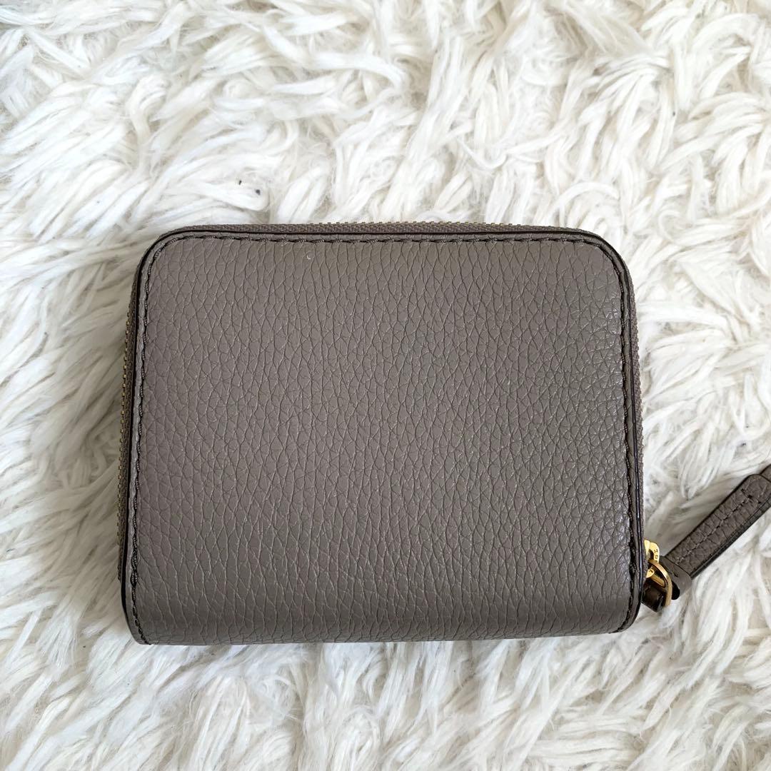 極美品✨トリーバーチ 折り財布 テア ロゴ レザー ジップ ケース グレー