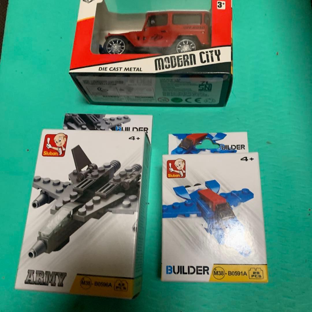 Modern City ダイキャストメタルカーとビルダーセット