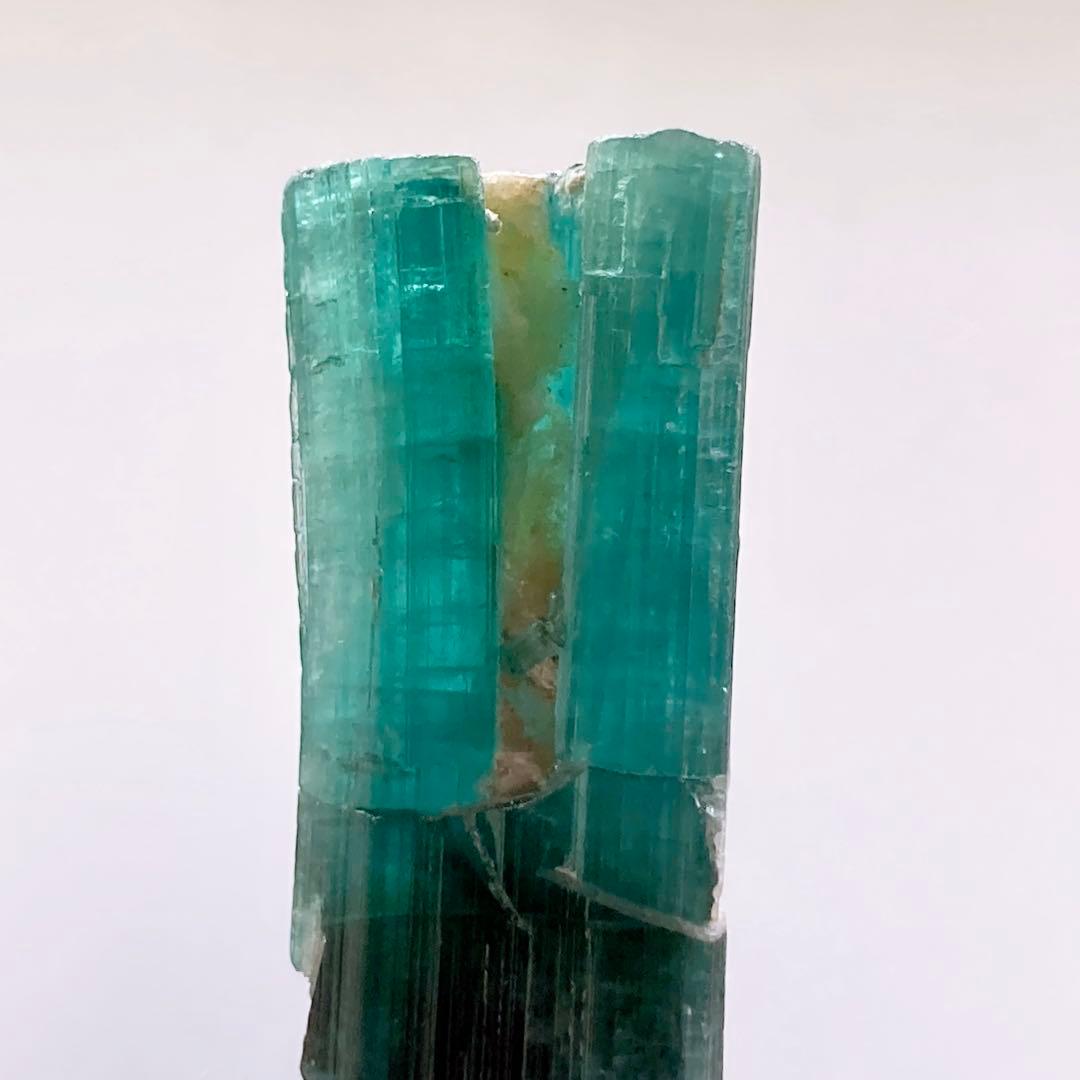 『インディゴライト』　トルマリン　原石　鉱物標本　天然石　109