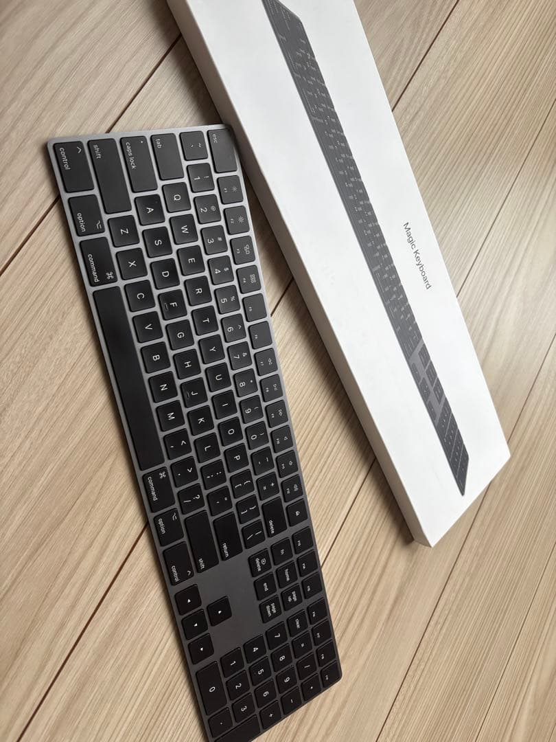 セット: Magic Trackpad & Magic Keyboard