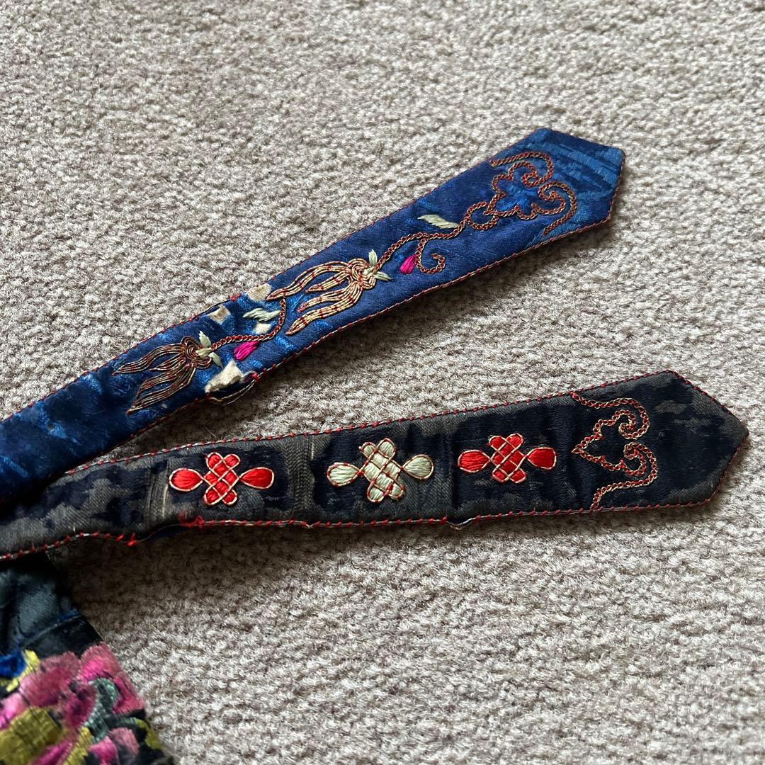 中国　1900年代初期　アンティーク　子供用帽子　インテリア　刺繍　古美術