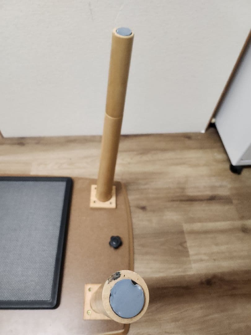 高さが変えられるこたつテーブル　フラットヒーター