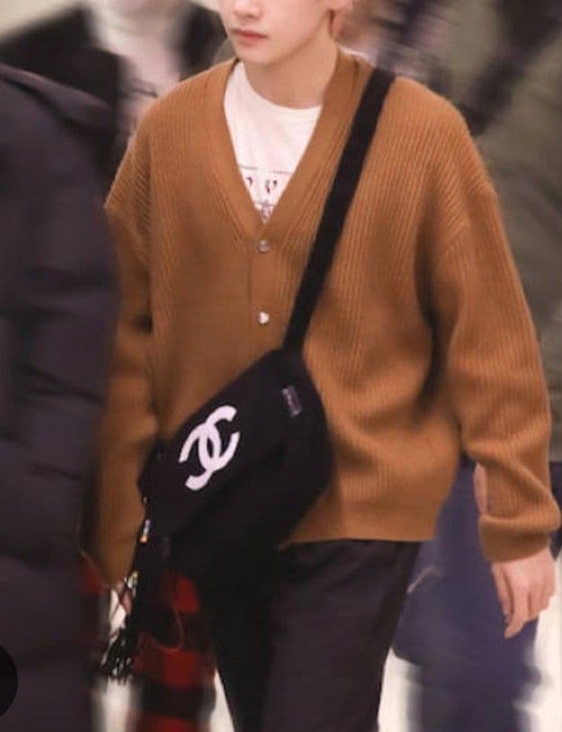 シャネル ショルダーバッグ ブラック ノベルティ