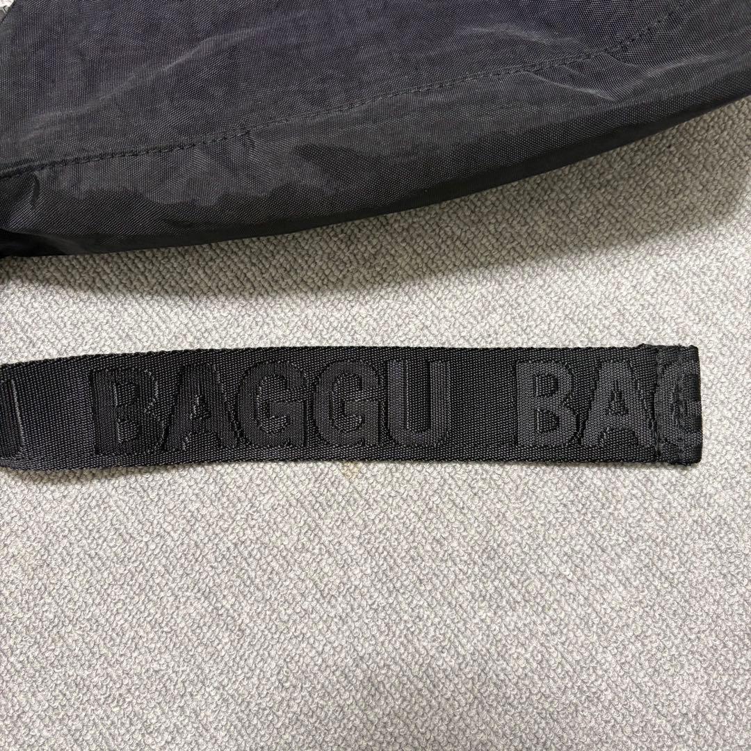 \"BAGGU\" ラージ ナイロン クレッセントバッグ　ブラック　新品