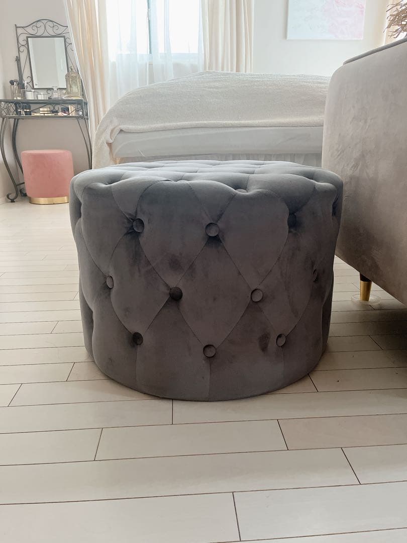 ラウンドスツール　テーブル　韓国　ロココ調