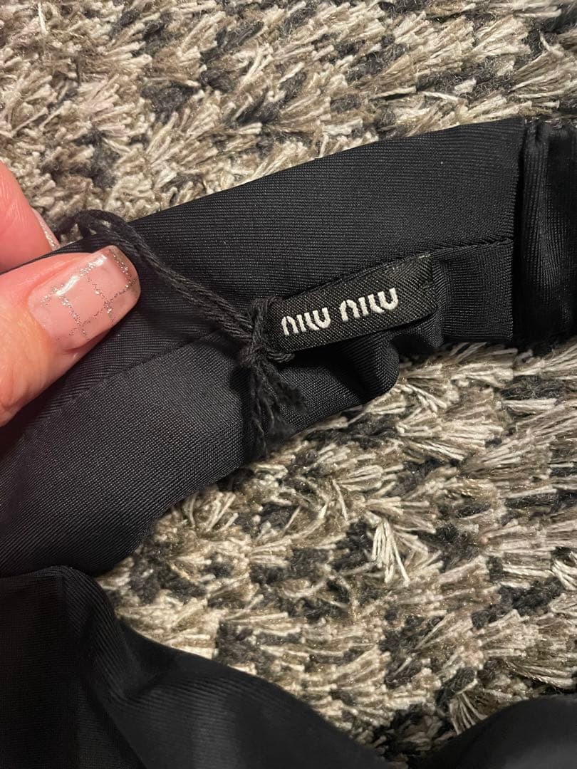 正規品　ミュウミュウヘアバンド