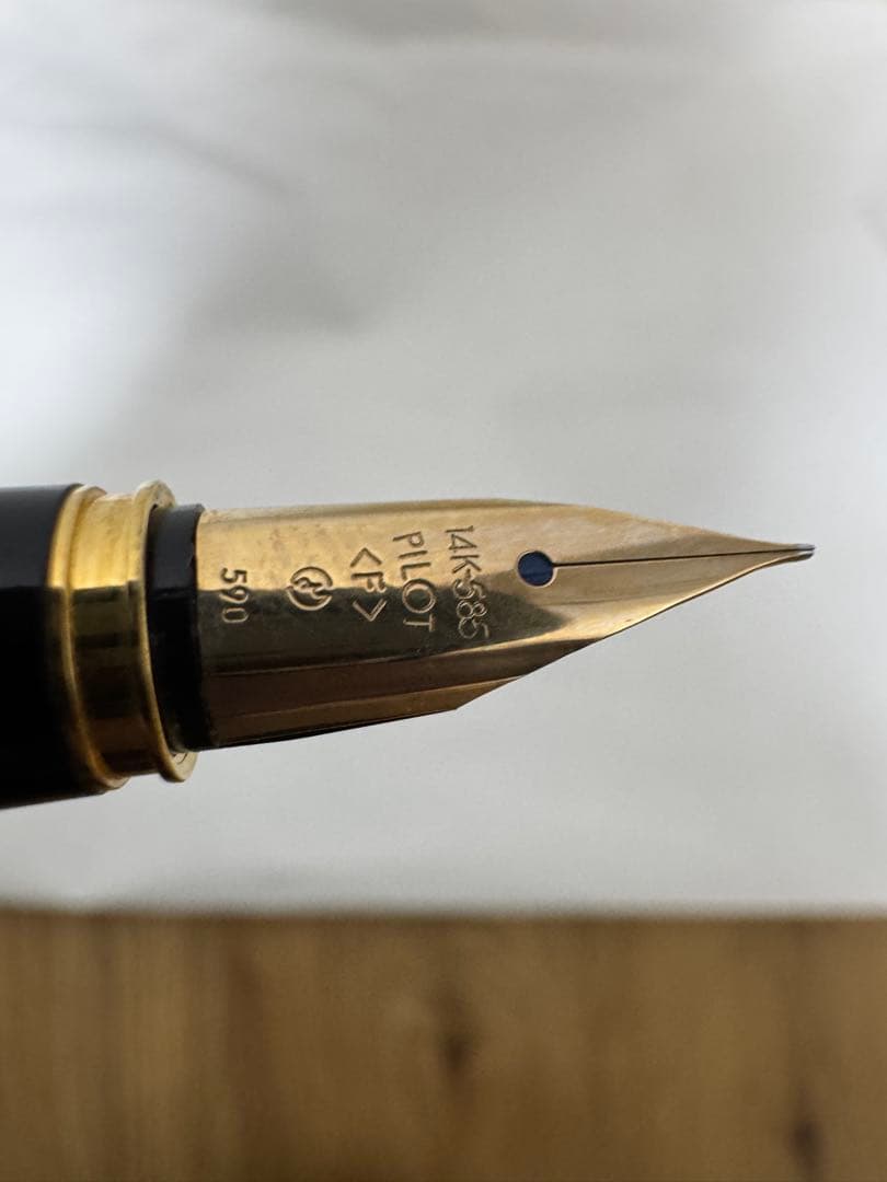 j*n様 パイロット PILOT 万年筆 14K 585 (F)