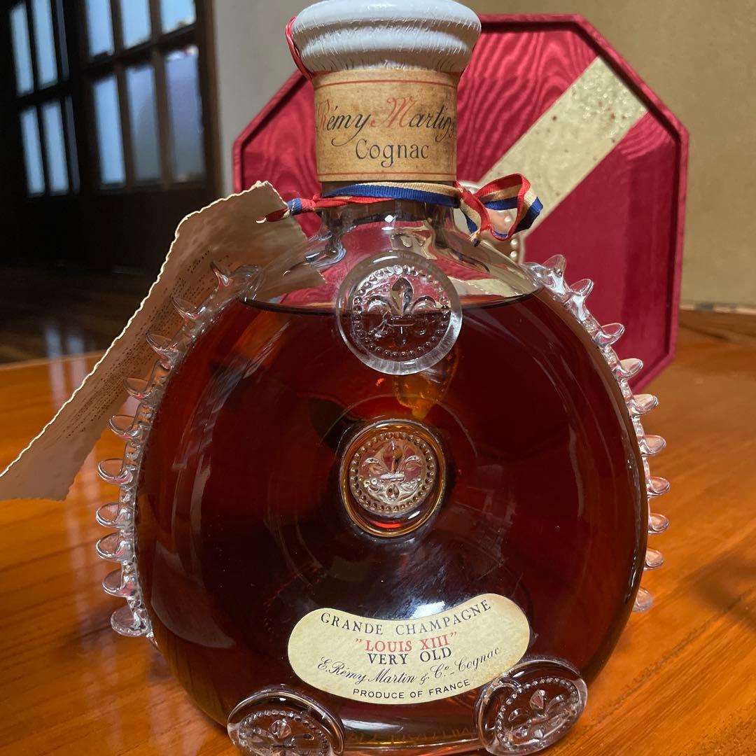 未開栓　古酒 レミーマルタン ルイ13世 箱あり　栓あり　箱に染み有り