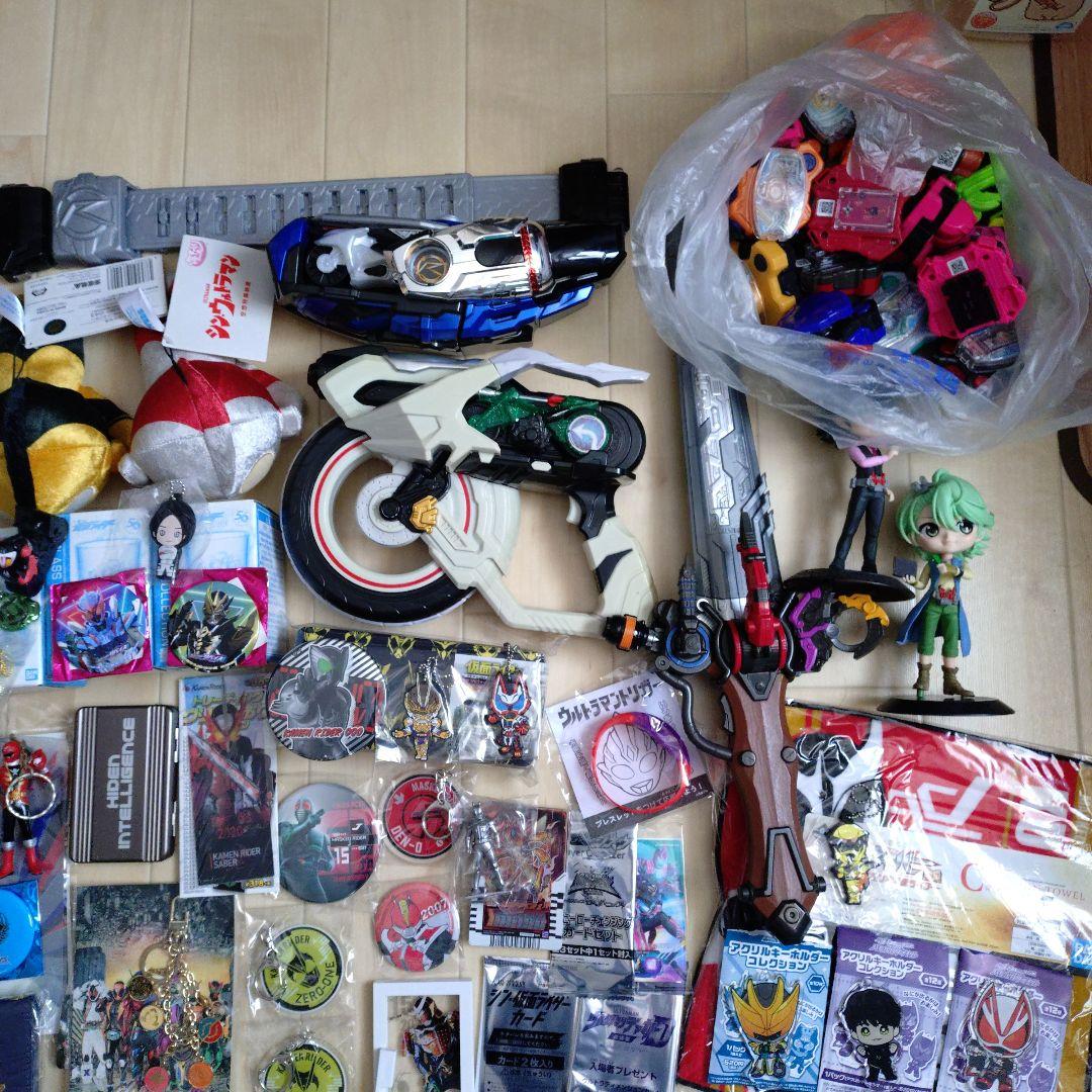 仮面ライダー/スーパー戦隊/ウルトラマングッズセット約170点