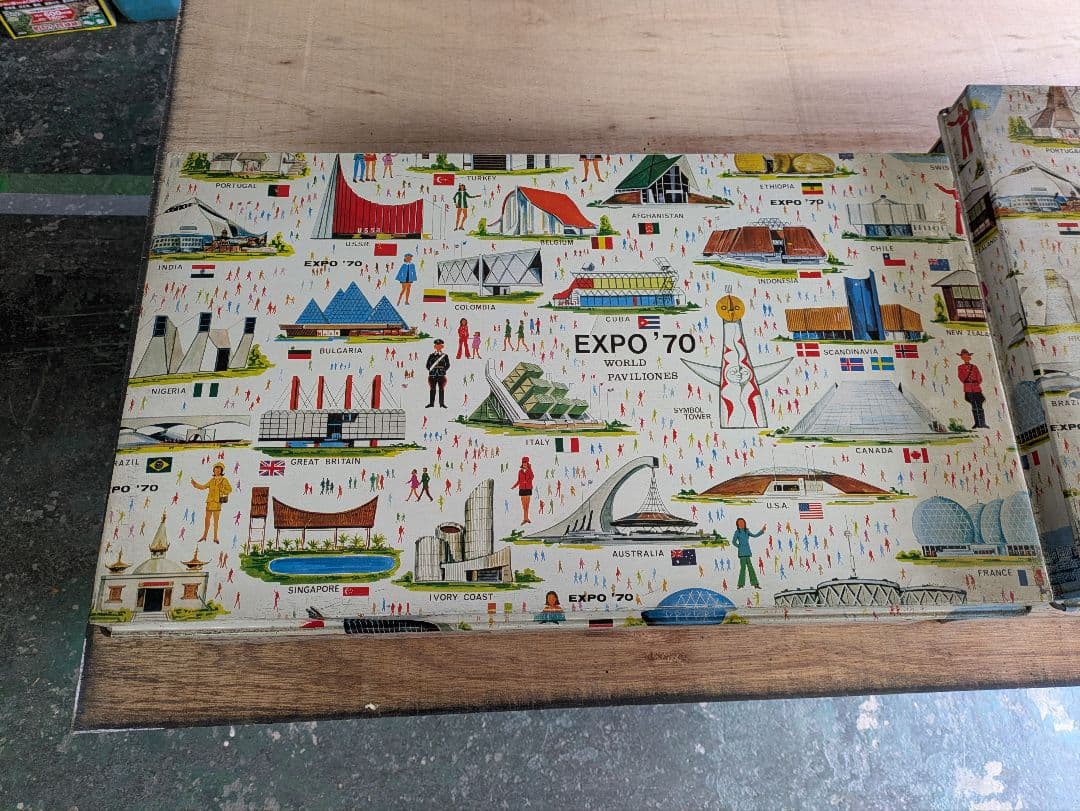 70エキスポ 衣装ケース　2個セット