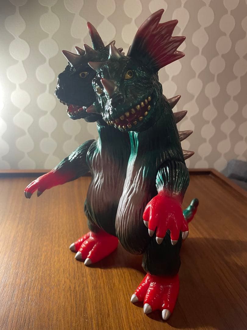 ゾルメン　双生獣　バジラ　ZOLMEN ソフビ