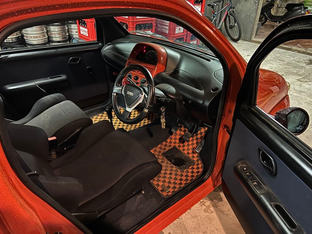 スズキ　ツイン　カスタムカー　低走行車