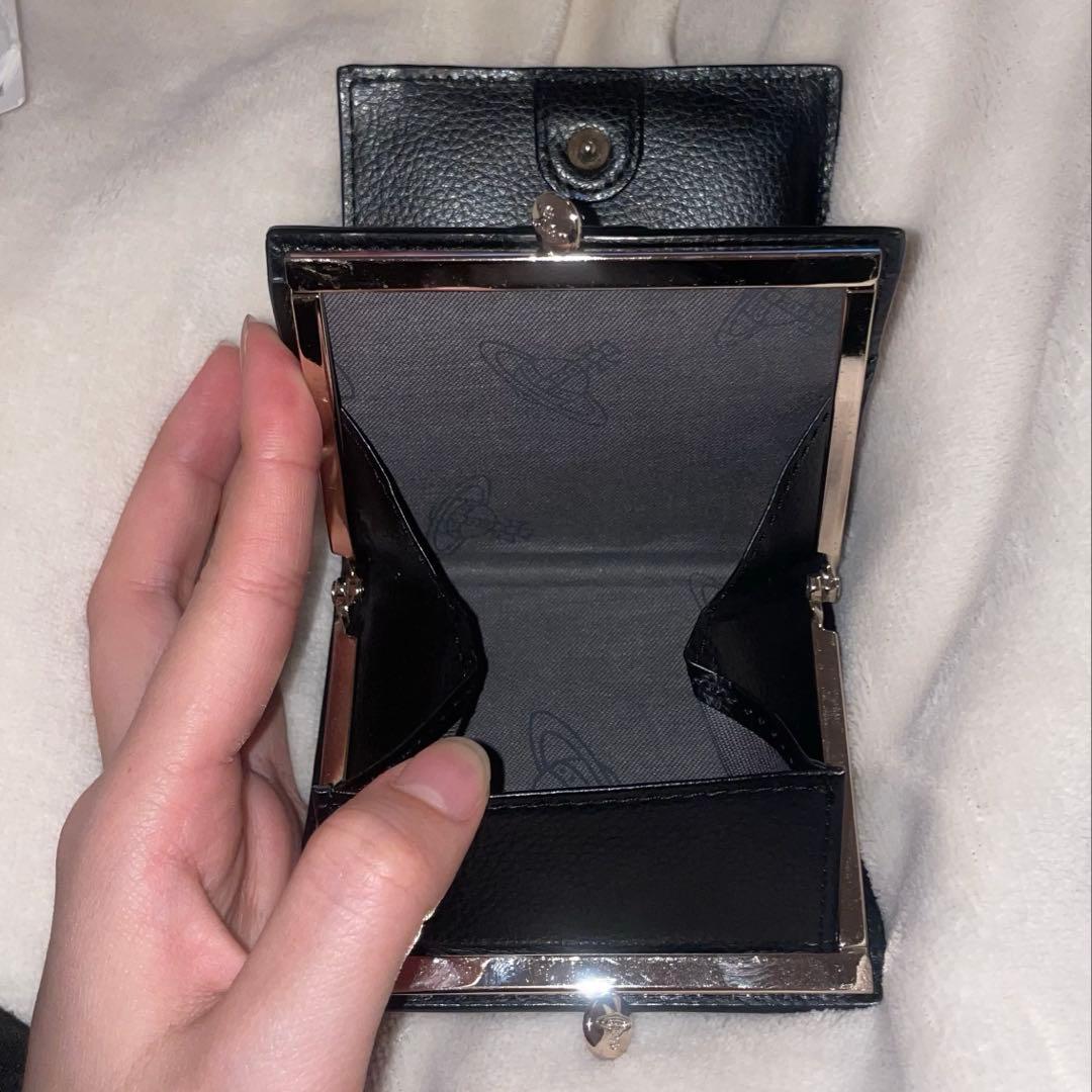Vivienne Westwood黒 レザー 二つ折り財布