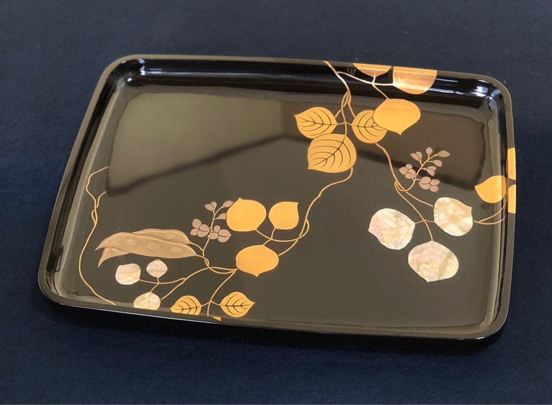 割引❗️《R》豆蒔絵 螺鈿 蝋色 進物盆 漆匠 鈴木 表朔 共箱 250820G1