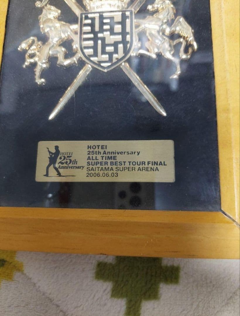 布袋寅泰25th エンブレム