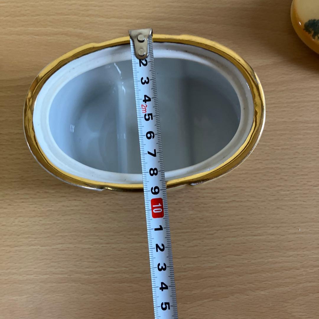 2. オールドノリタケ　蓋つき小物入れ