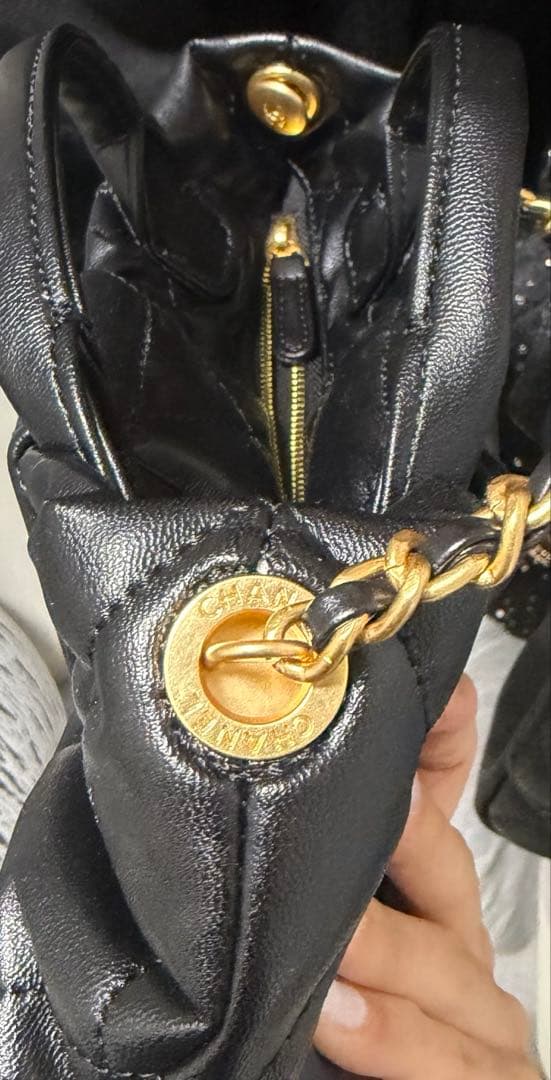 CHANEL ブラック ショルダーバッグ早く売りたいので即購入の方値段希望○