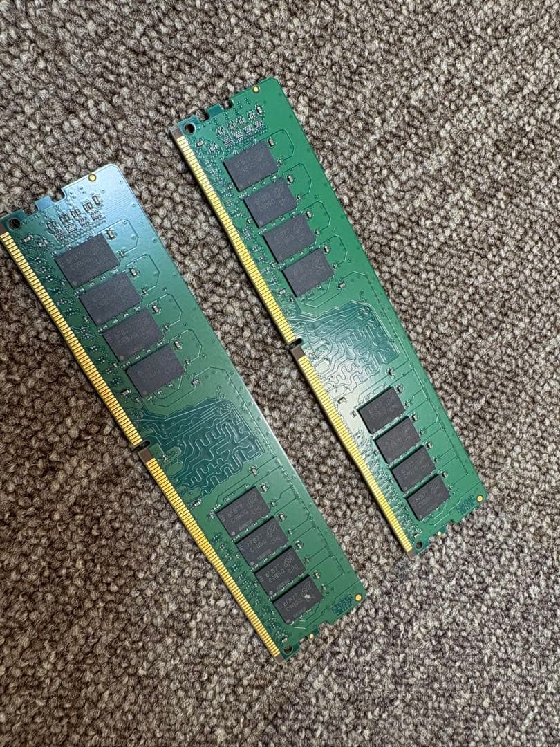 Crucial DDR4 16GB 2枚