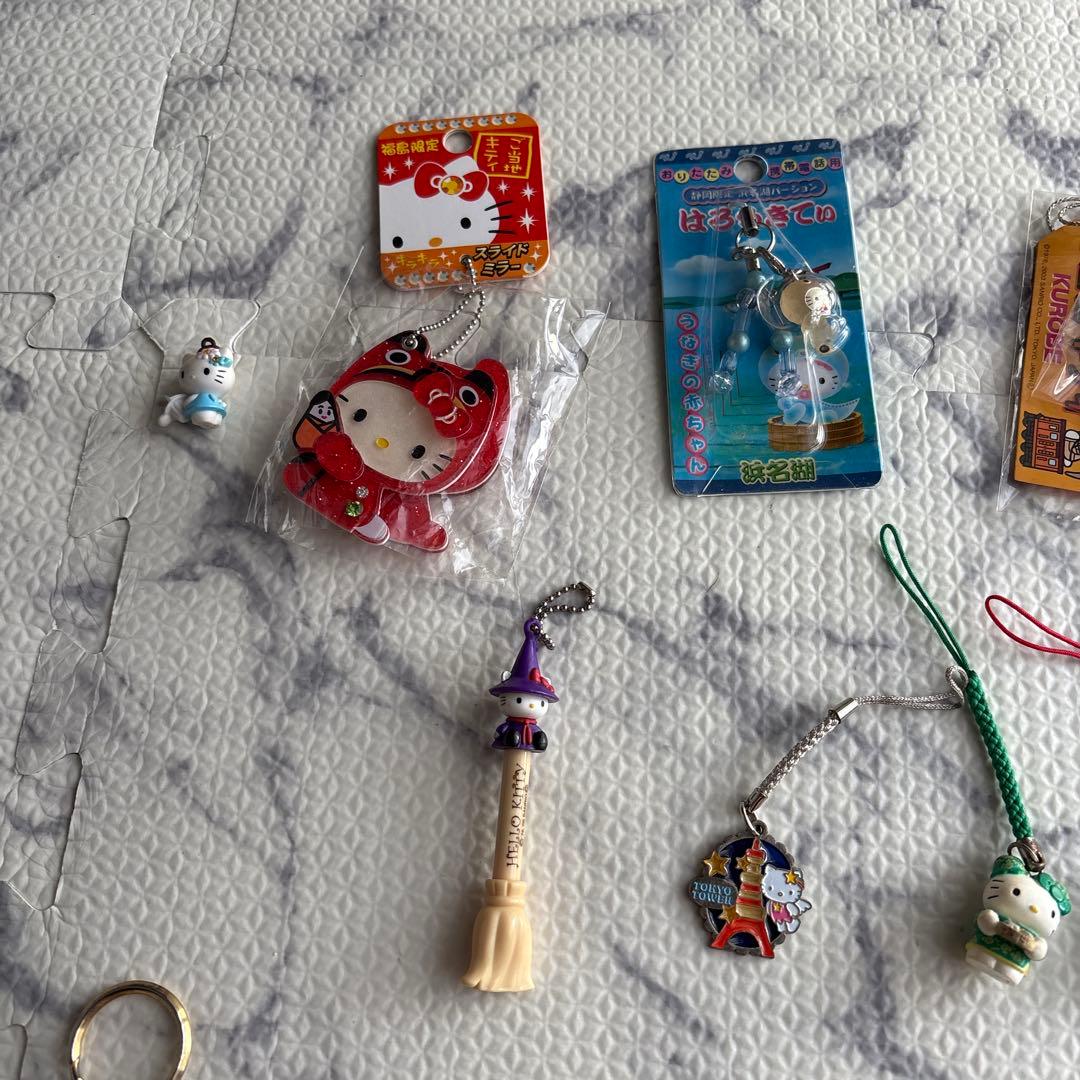 ご当地キティなどまとめ売り