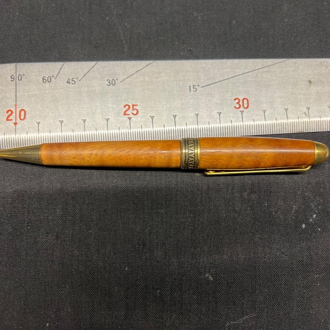〇Bb右1161 ハワイ コアウッド？ ボールペン 回転式