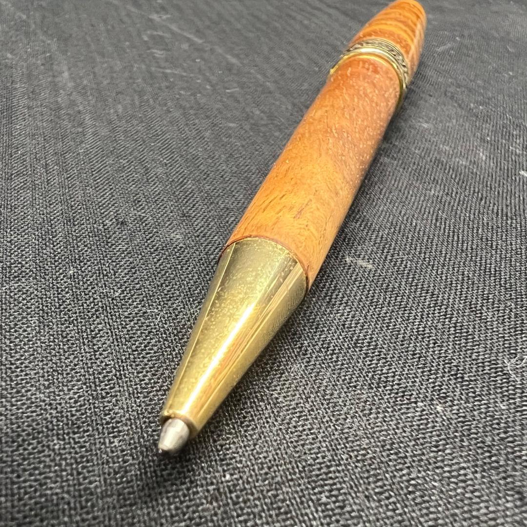 〇Bb右1161 ハワイ コアウッド？ ボールペン 回転式