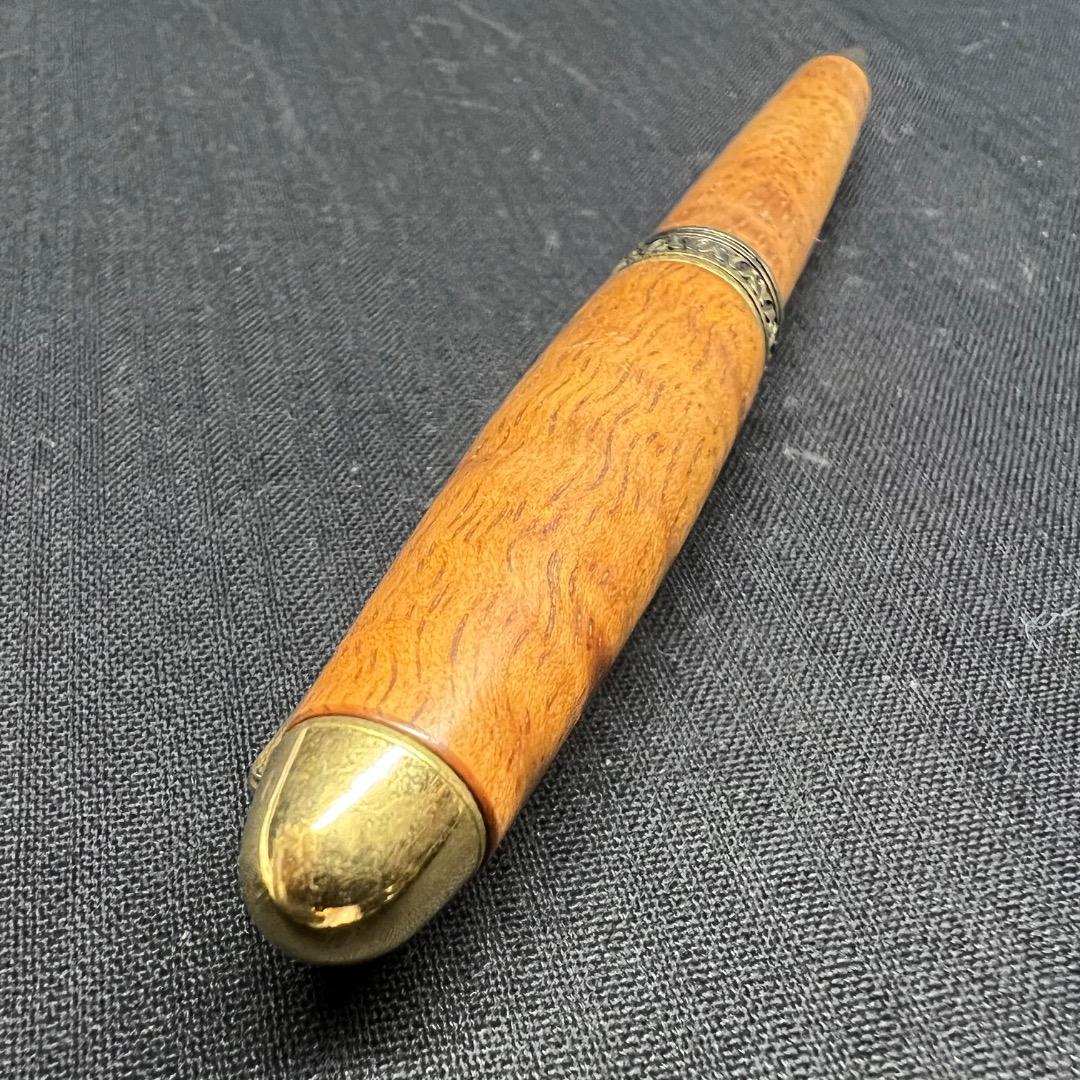 〇Bb右1161 ハワイ コアウッド？ ボールペン 回転式