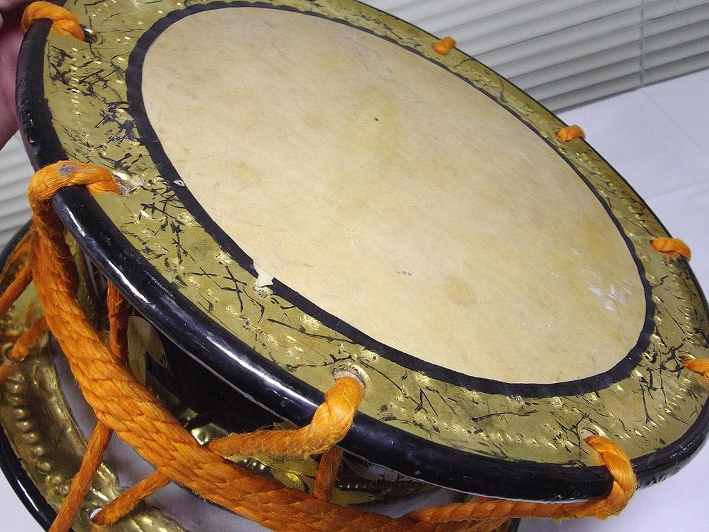 和太鼓 締め太鼓 締太鼓 金蒔絵 本皮