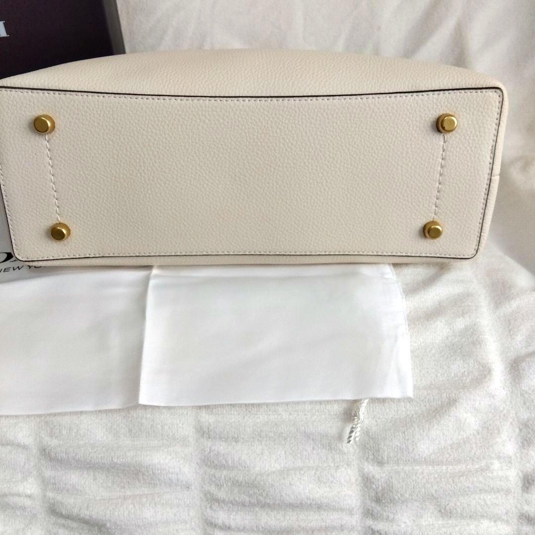 COACH ウィロウ トート ショルダーバッグ ターンロック ホワイト レザー