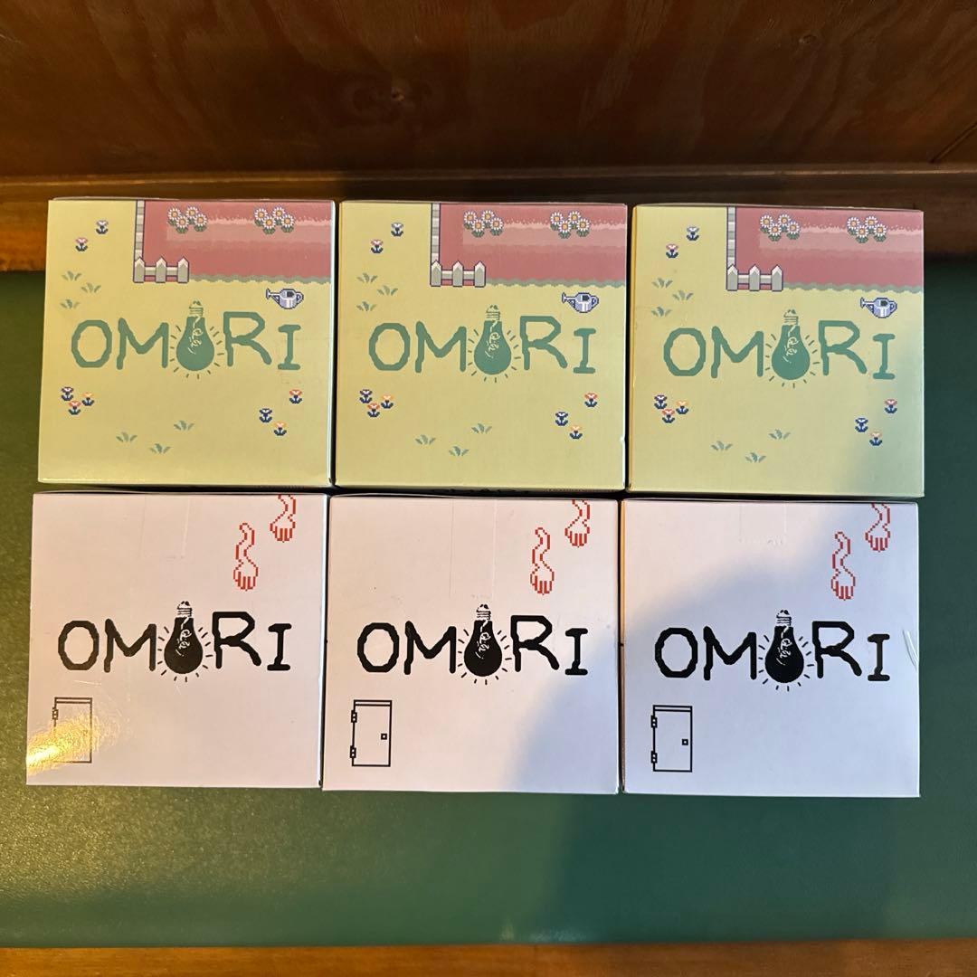 【各3個】 OMORI おすわりフィギュア　オモリ　バジル