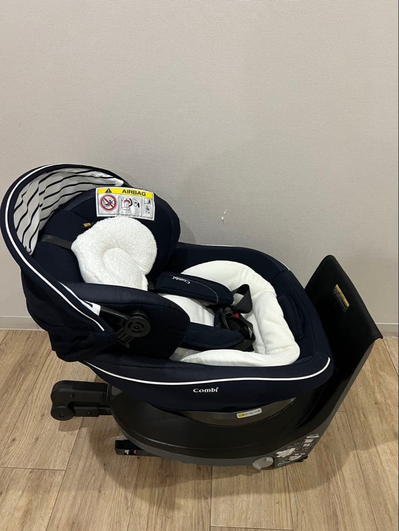 Combi チャイルドシート クルムーヴ スマート ISOFIX エッグショック