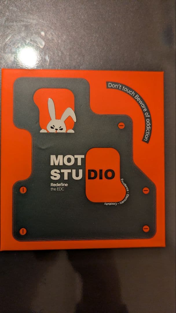 「正規品」MOT SNAP VIP フィジェットトイ　音叉内蔵 ジルコニウム製