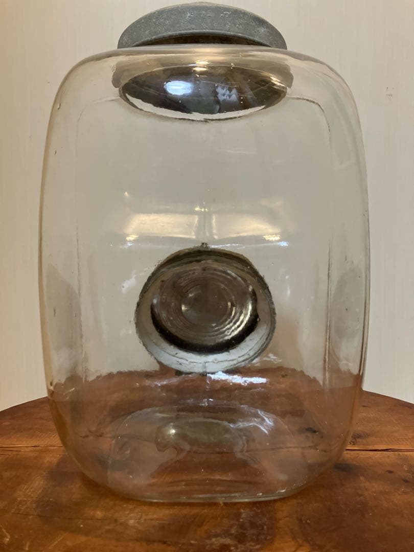 存在感抜群！アルミ開閉蓋付きの煙草陳列用ガラス瓶◇たばこ瓶◇昭和レトロ◇古道具