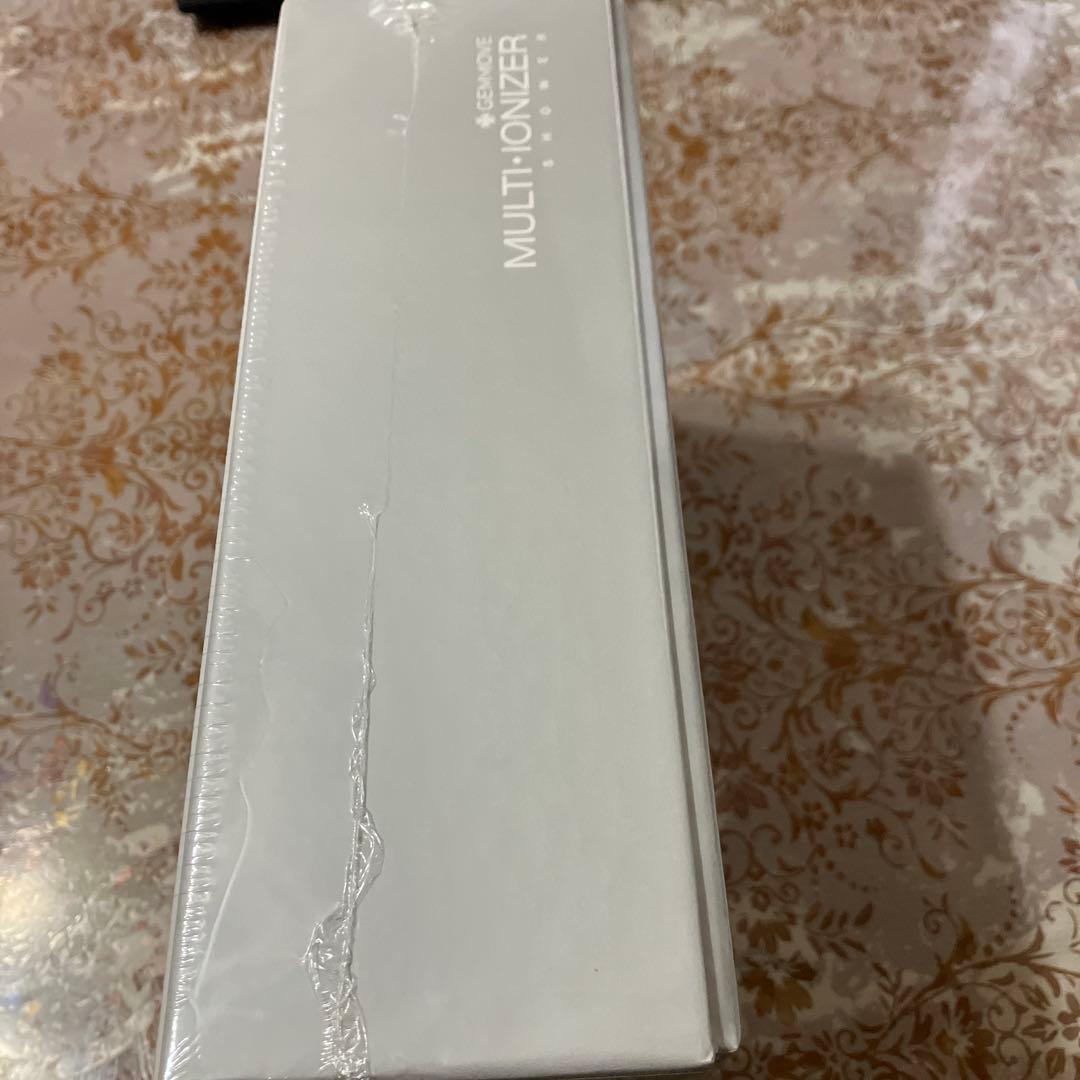 シャワーヘッド　ジェンママルチイオナイザー　新品　未開封