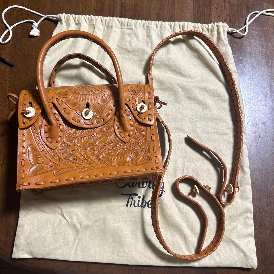 グレースコンチネンタル　ショルダーバッグ