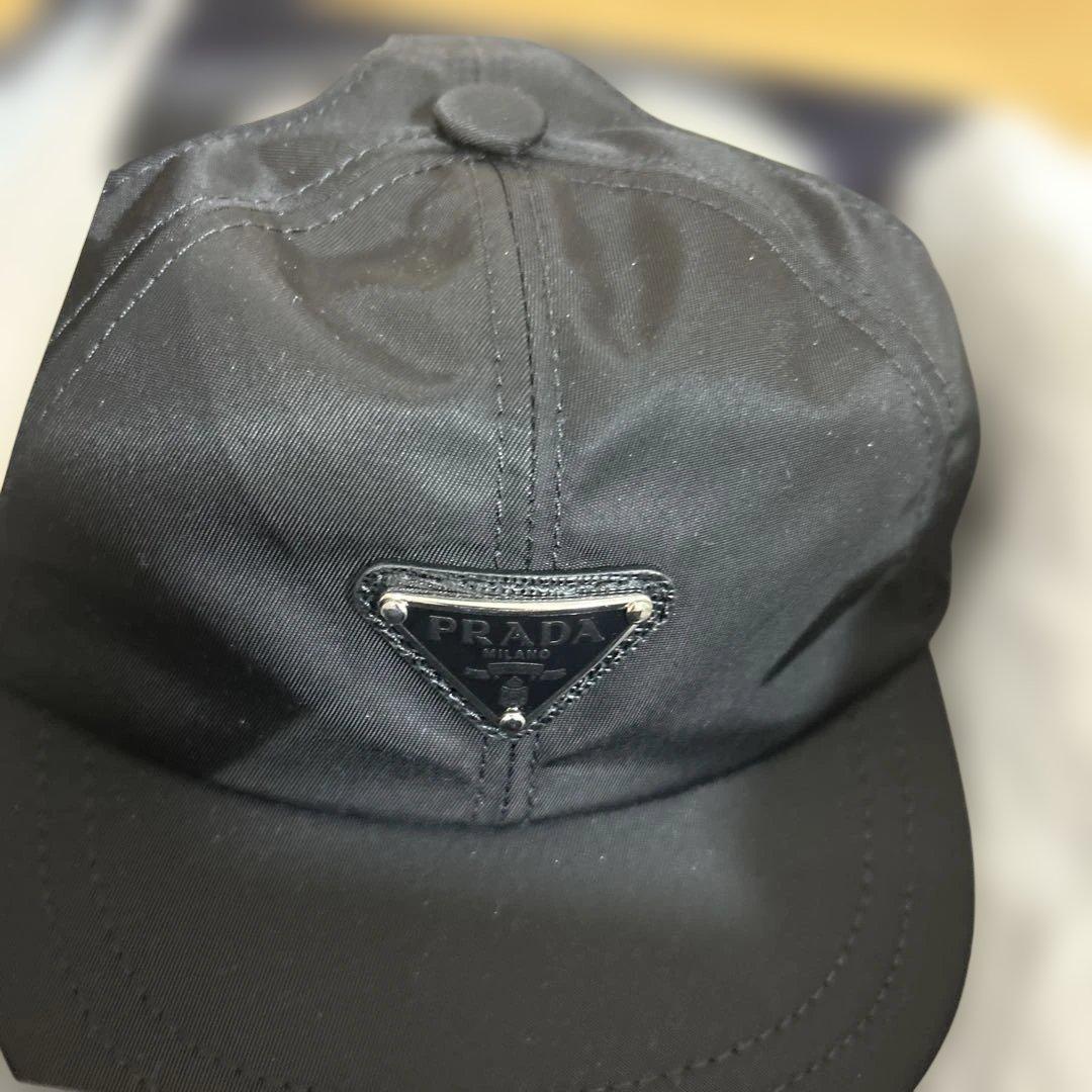 PRADA Re-Nylonナイロン製 ドッグキャップ